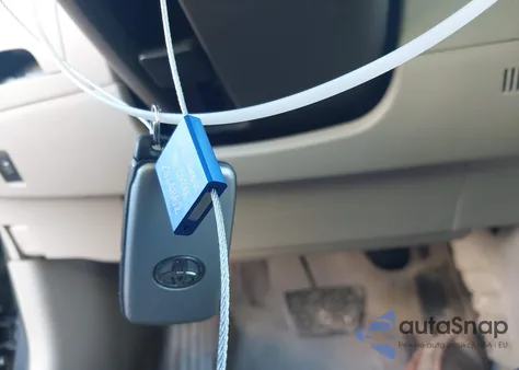 2010 Toyota Camry Xle V6 из США, поврежденный, VIN 4T1BK3EK1AU111905